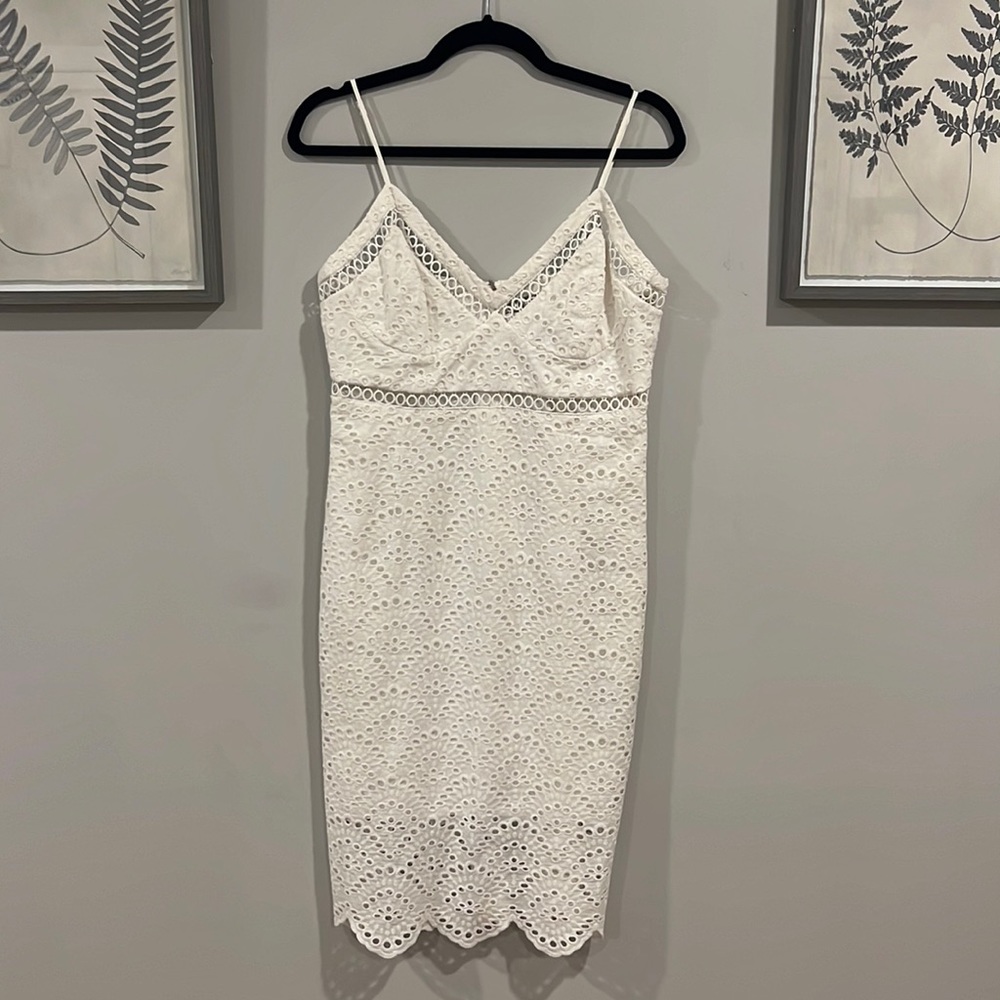 Bardot - Lace Dress - Size 8 - Great Condition